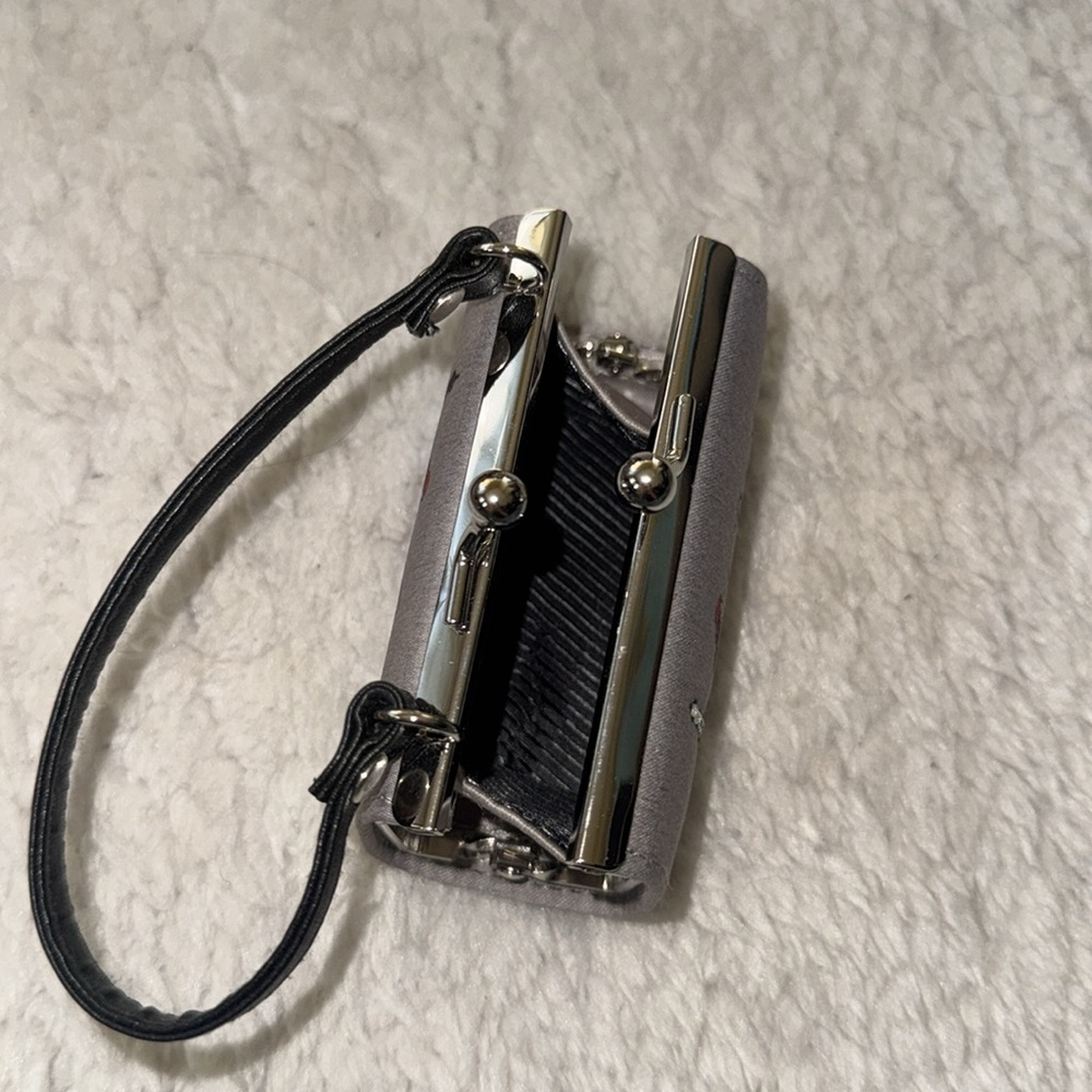 NWOT Grey Mini Paris Handbag Style Coin Purse - Picture 3 of 5